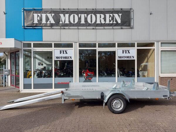 Aanhanger voor 3 motoren - Fix Motoren - Steenwijk